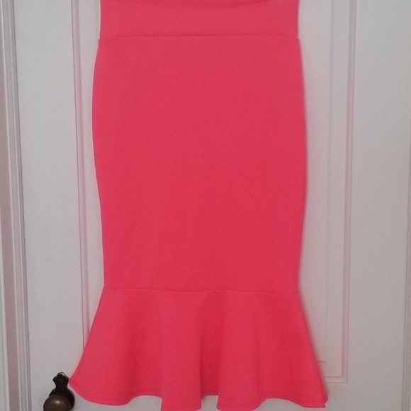 NWOT SJ Style Neon Pink Midi Skirt - Picture 4 of 4